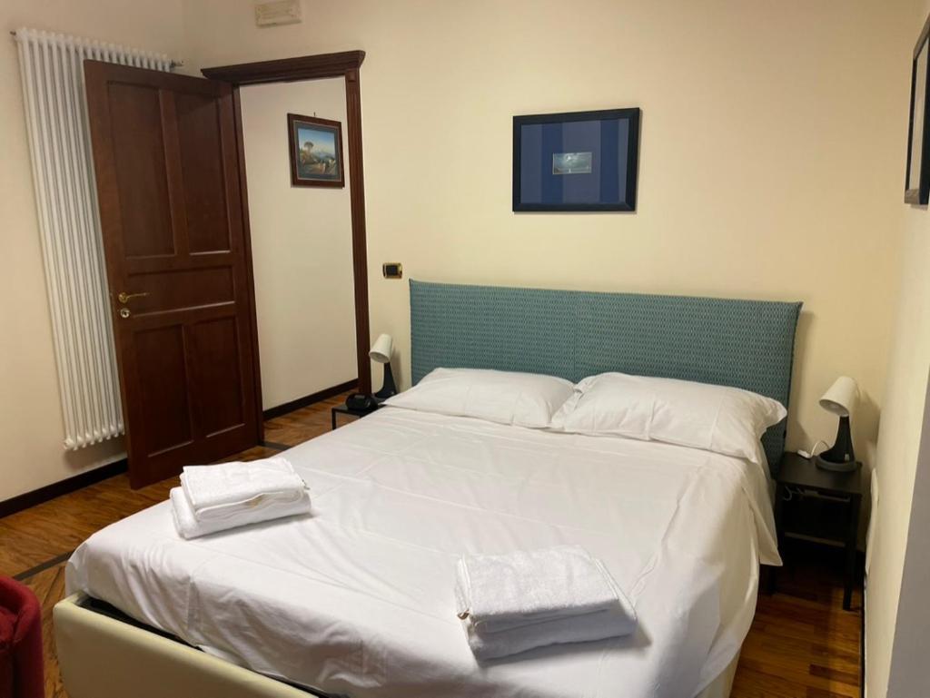 Caravaggio Apartment Neapol Zewnętrze zdjęcie